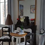 La De La Paix Couette-café Troyes