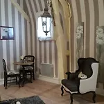 فندق مبيت وإفطار La De La Paix 2*