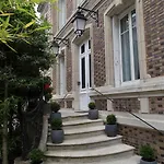 فندق مبيت وإفطار La De La Paix 2*