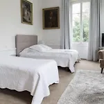 La De La Paix