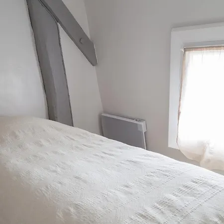 Bed & Breakfast La De La Paix Troyes