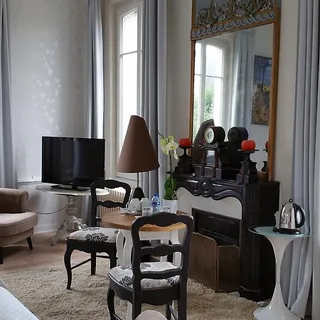 فندق مبيت وإفطار La De La Paix