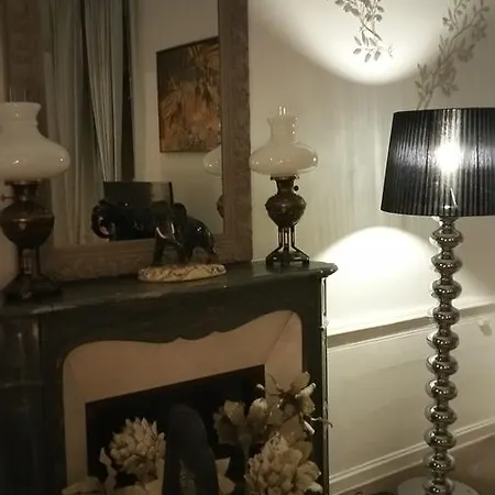 La De La Paix فندق مبيت وإفطار 2*