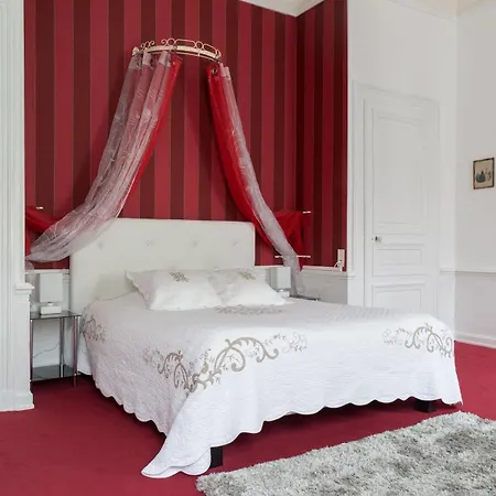 La De La Paix فندق مبيت وإفطار 2*