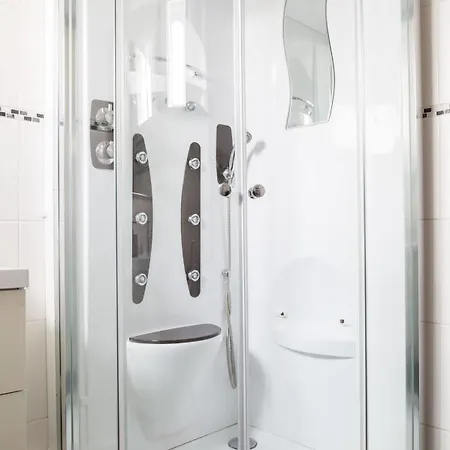 فندق مبيت وإفطار La De La Paix 2*