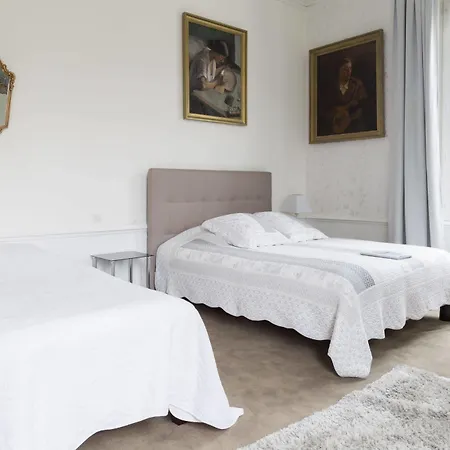 La De La Paix فندق مبيت وإفطار