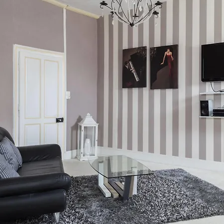 فندق مبيت وإفطار La De La Paix