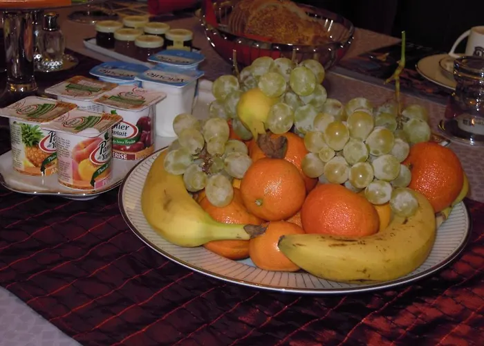 La De La Paix Bed & Breakfast Troyes