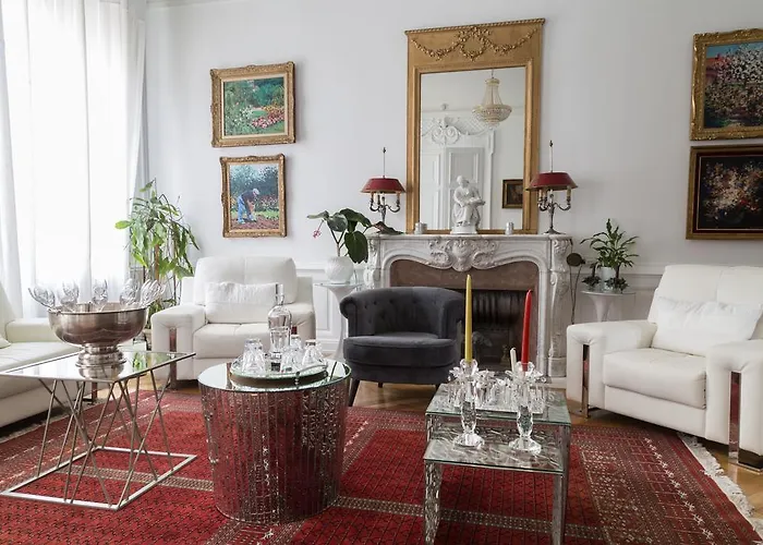 Bed & Breakfast La De La Paix 2*