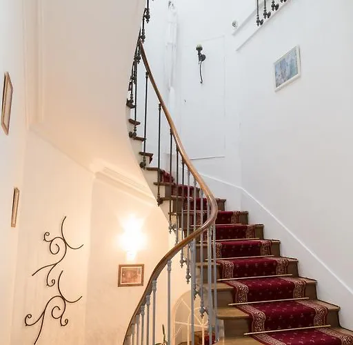 La De La Paix Troyes