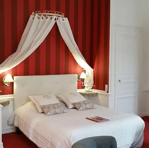 La De La Paix Bed & Breakfast Troyes