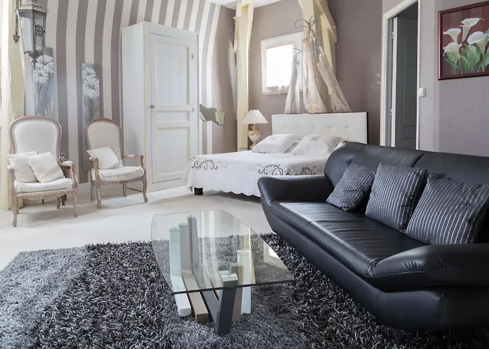 La De La Paix Bed & Breakfast Troyes