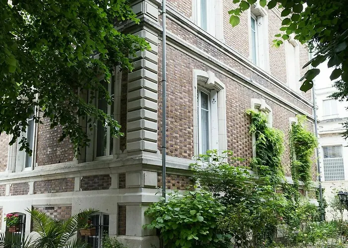 Bed & Breakfast La De La Paix Troyes